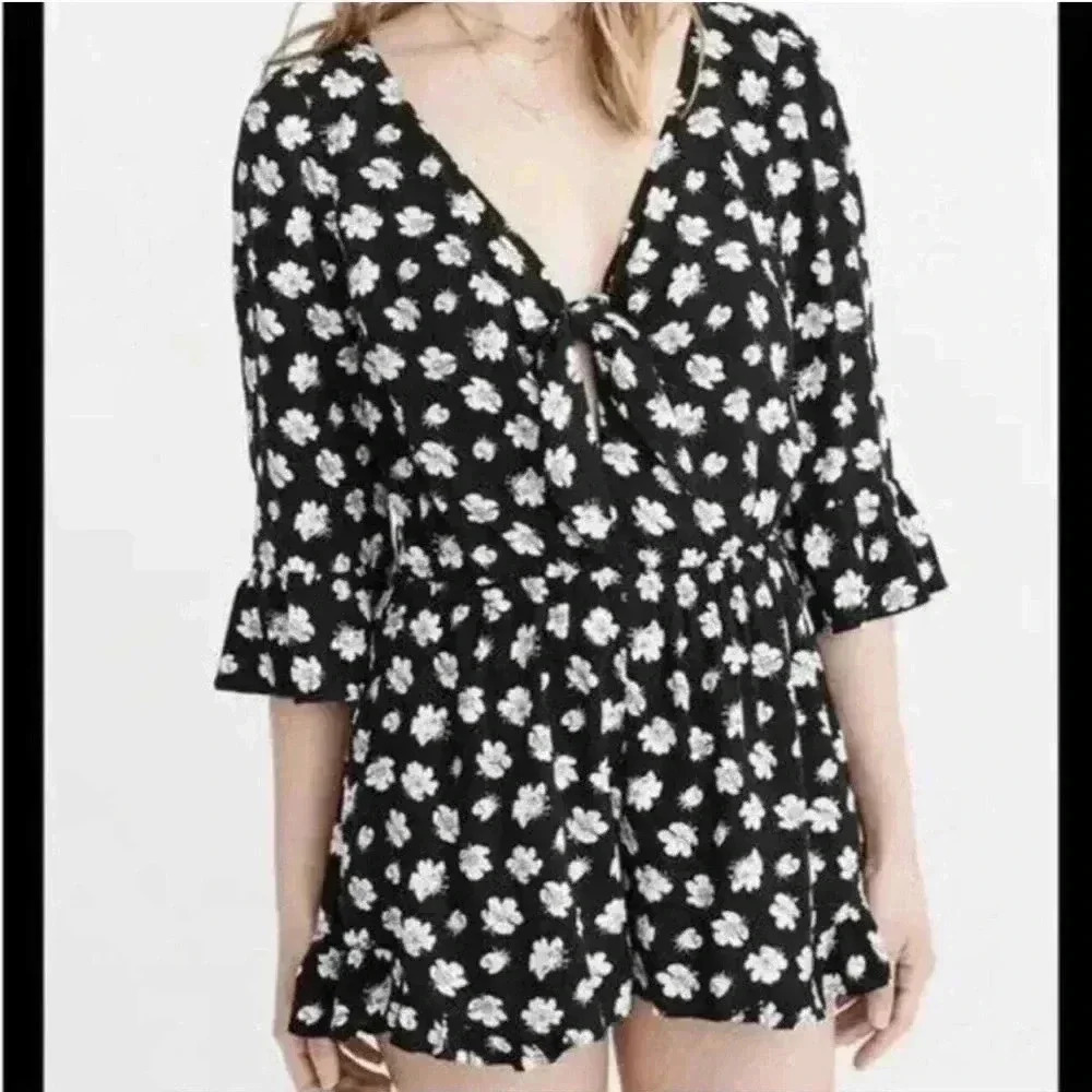 [M]Abercrombie&Fitch  White Floral Viscose Romper